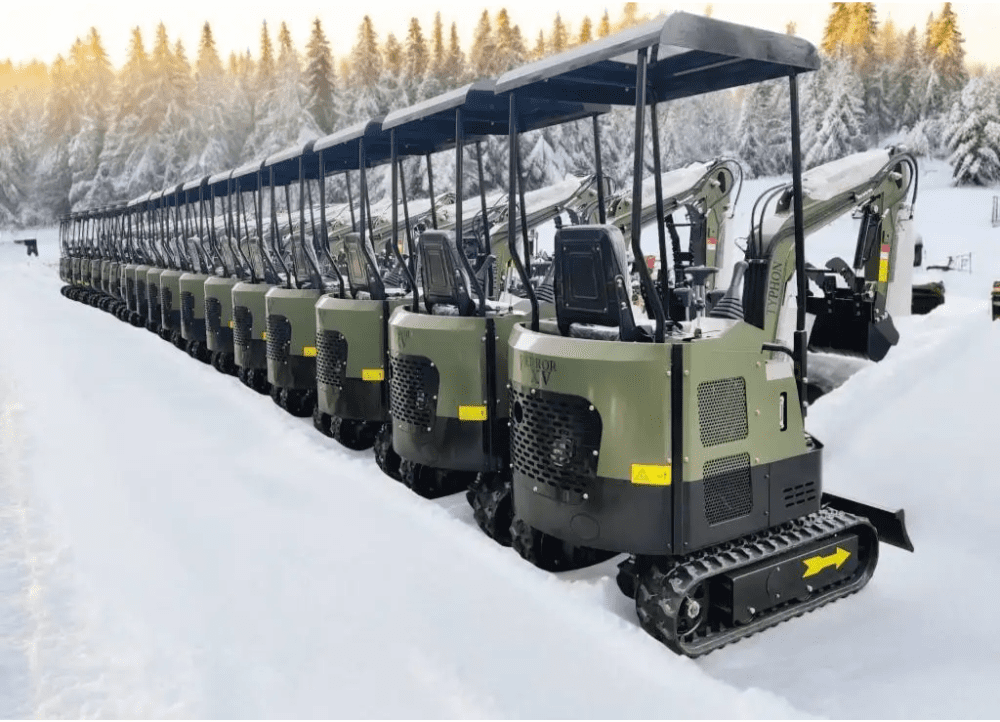 TYPHON TERROR XV STORM Mini Excavator – 1.05 Ton Trench Digger Engine USA - Image 3