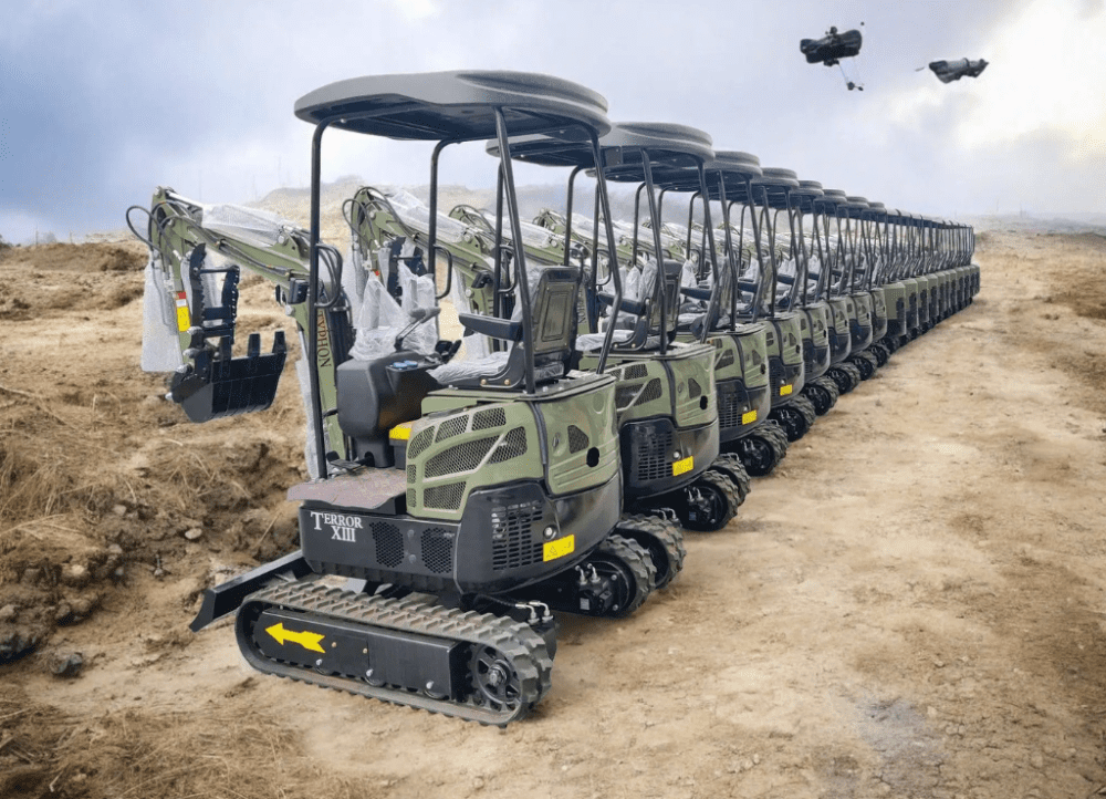 TYPHON TERROR XIII Mini Excavator – 1.3 Ton Trench Digger with Canopy, Hydraulic Thumb Clip, 13.5hp B&S Engine USA - Image 3